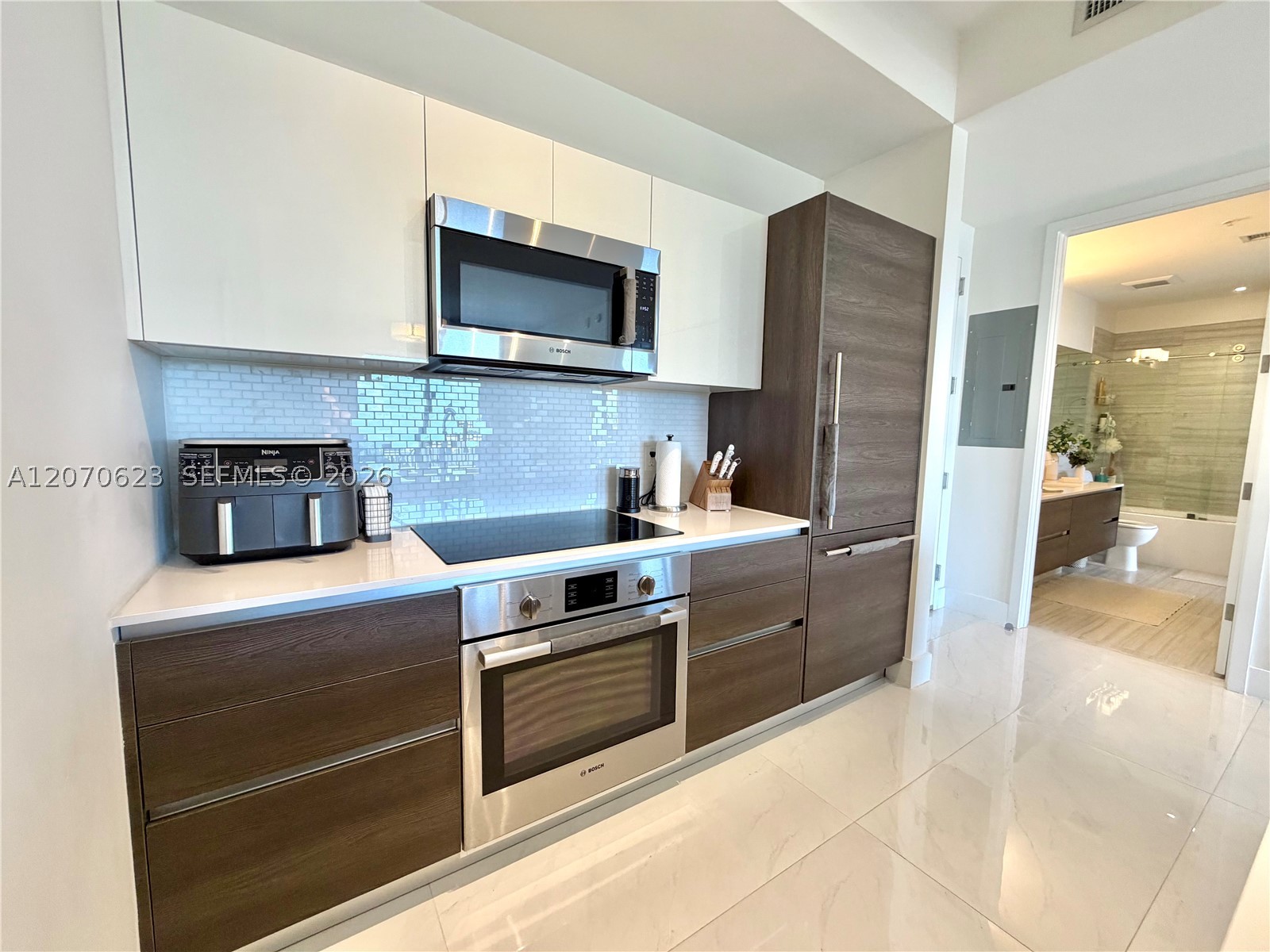 301 Altara Ave #418, Coral Gables FL 33146