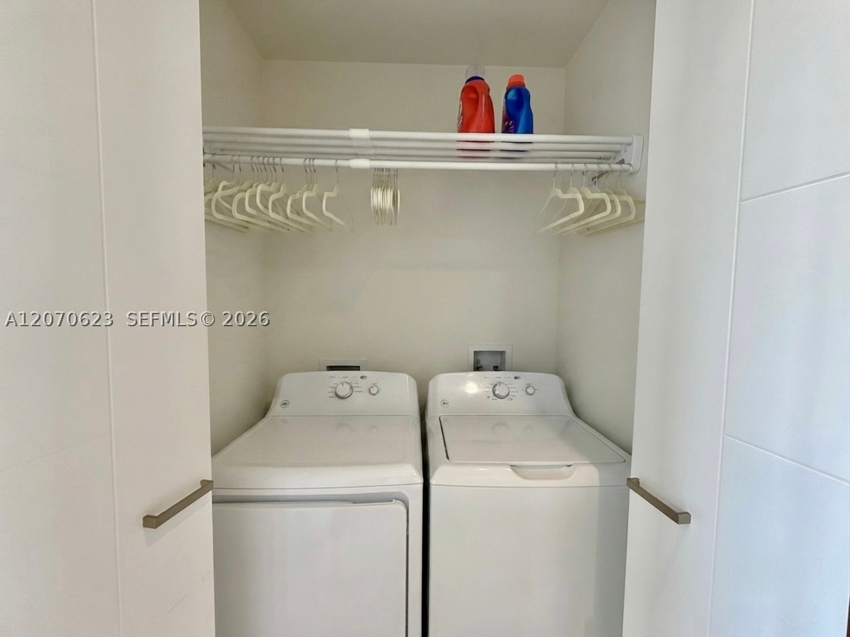 301 Altara Ave #418, Coral Gables FL 33146