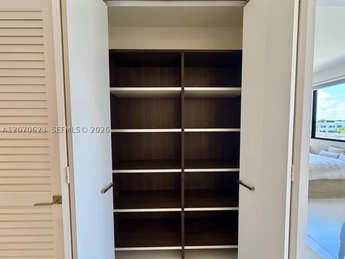 301 Altara Ave #418, Coral Gables FL 33146
