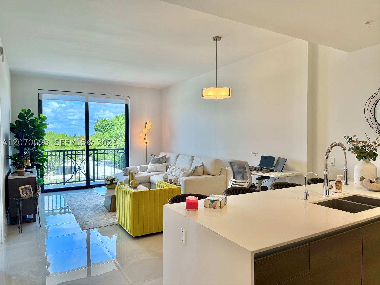 301 Altara Ave #418, Coral Gables FL 33146