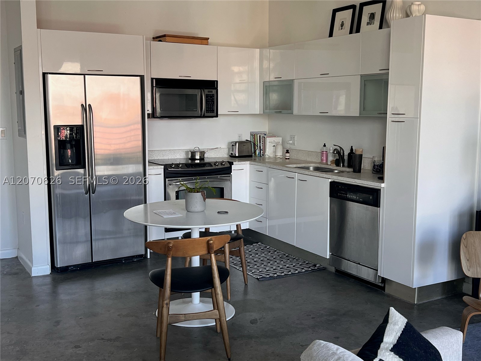 133 NE 2nd Ave #2411, Miami FL 33132