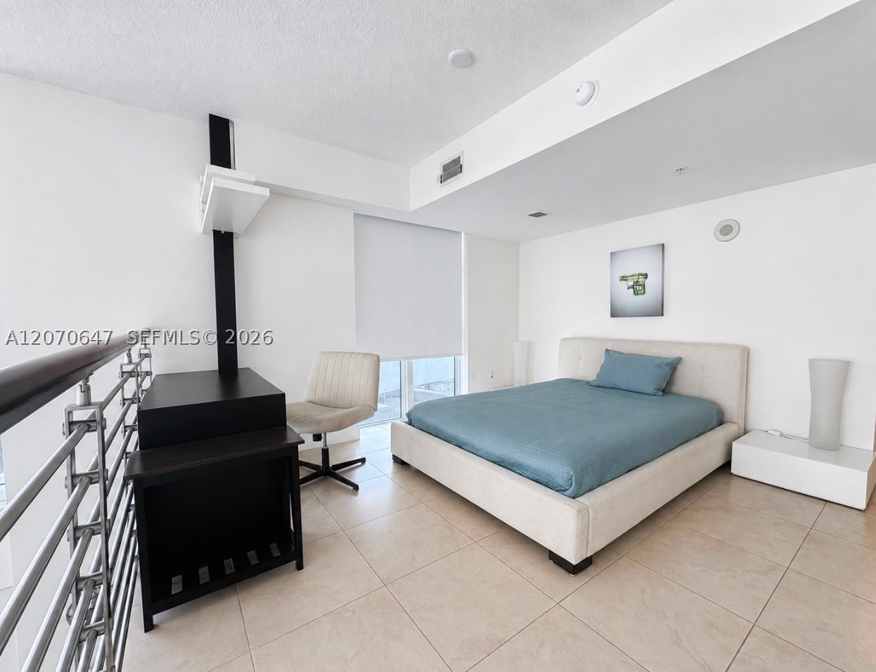 41 SE 5th St #516, Miami FL 33131