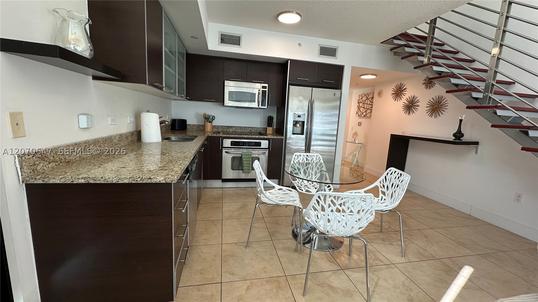41 SE 5th St #516, Miami FL 33131