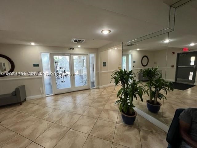 2350 NE 135th St #403, North Miami FL 33181