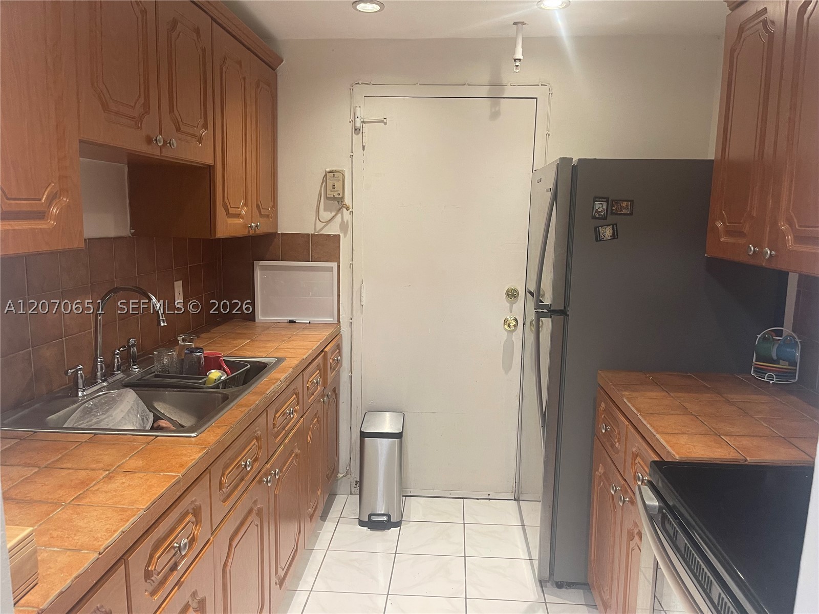 2350 NE 135th St #403, North Miami FL 33181