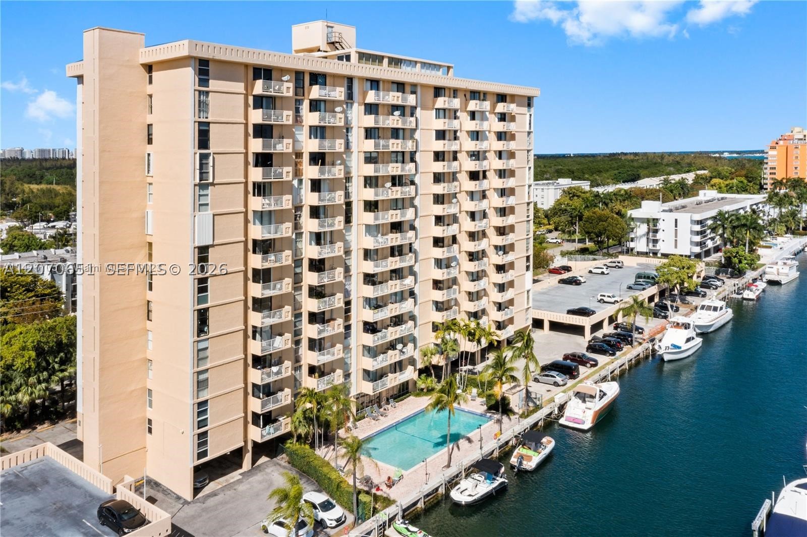 2350 NE 135th St #403, North Miami FL 33181