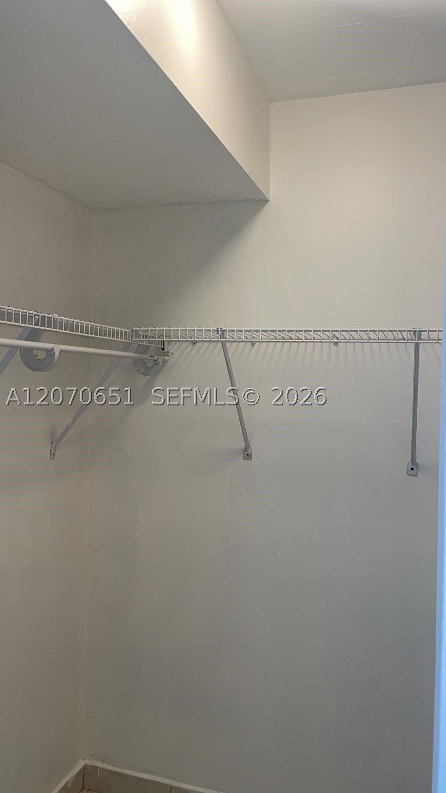 2350 NE 135th St #403, North Miami FL 33181