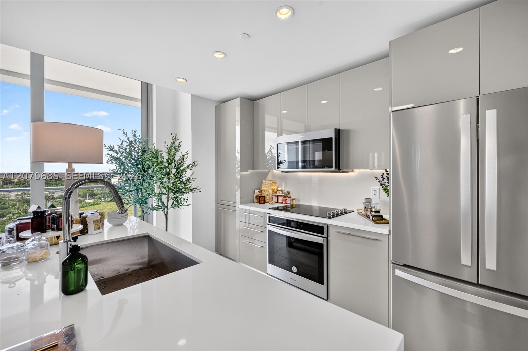 2000 Metropica Way #1901, Sunrise FL 33323