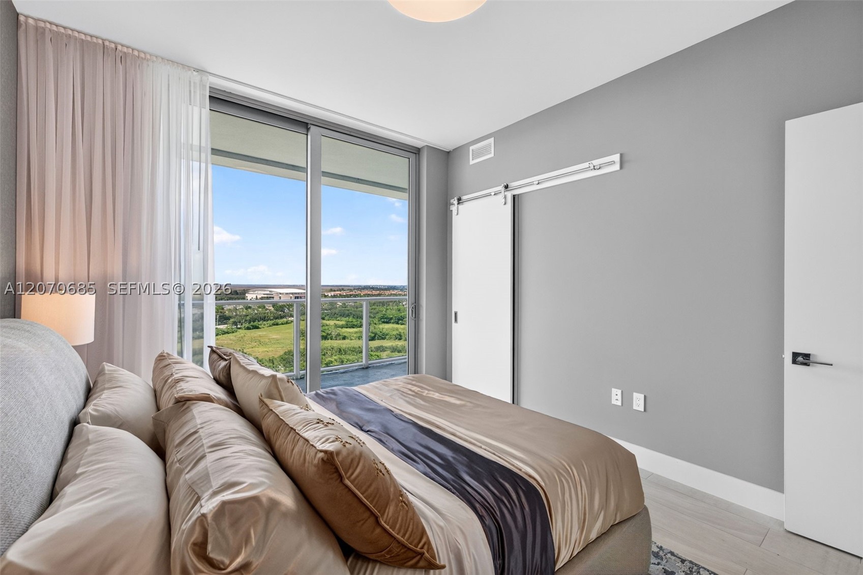 2000 Metropica Way #1901, Sunrise FL 33323