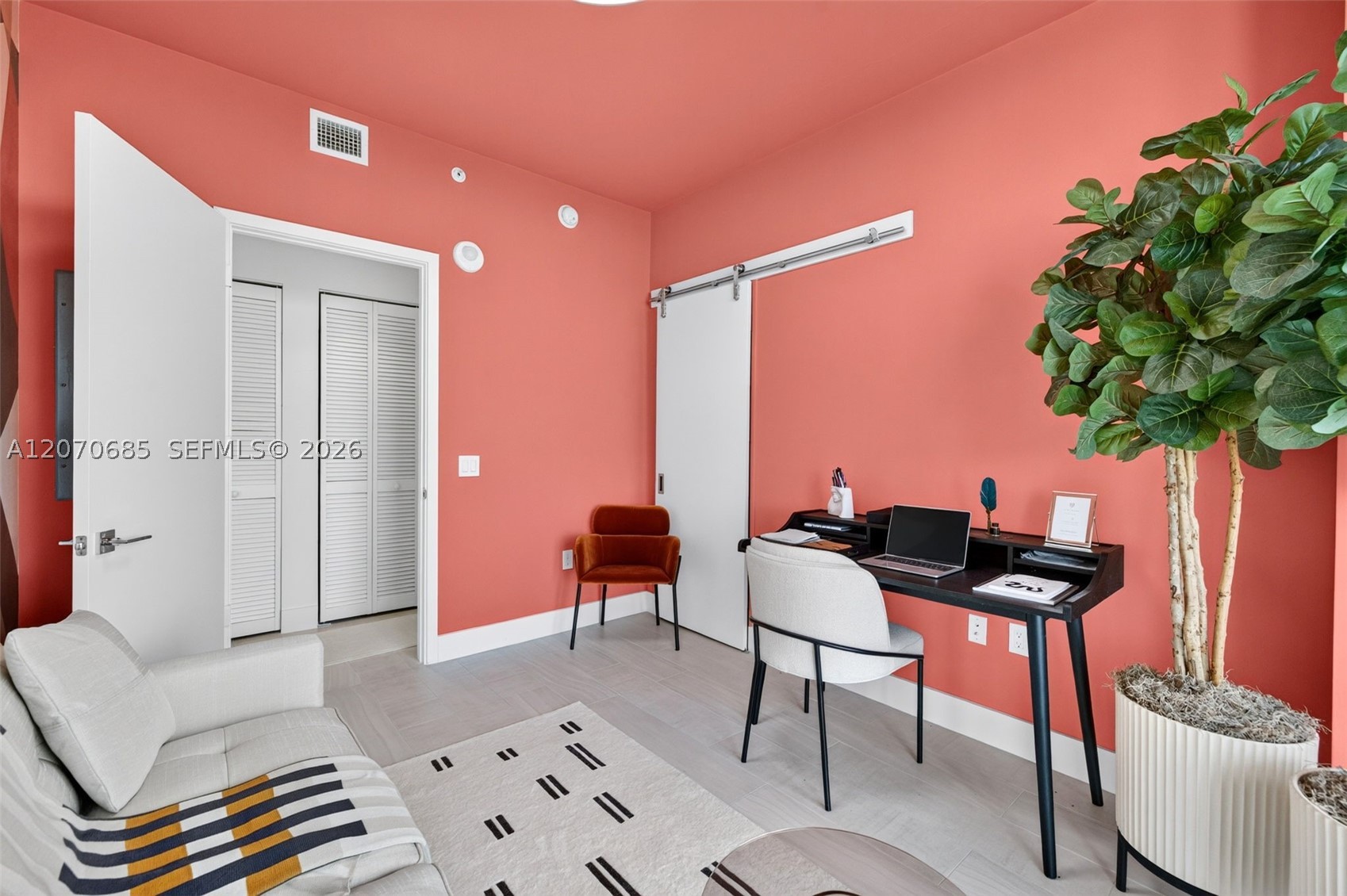 2000 Metropica Way #1901, Sunrise FL 33323
