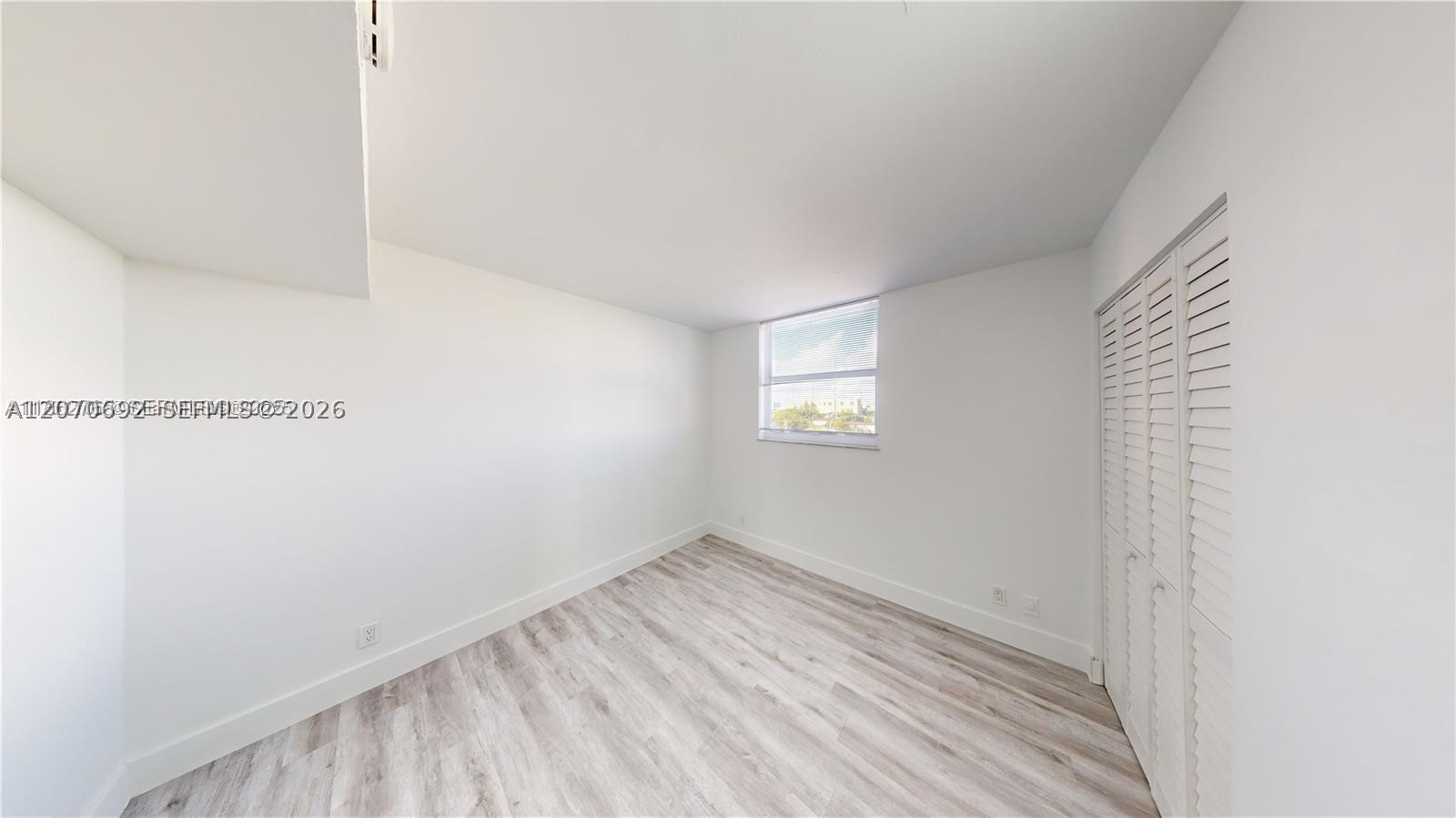 501 SW 1st St #607, Miami FL 33130