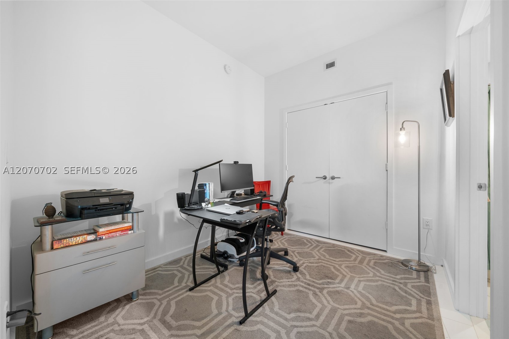851 NE 1st Ave #1610, Miami FL 33132