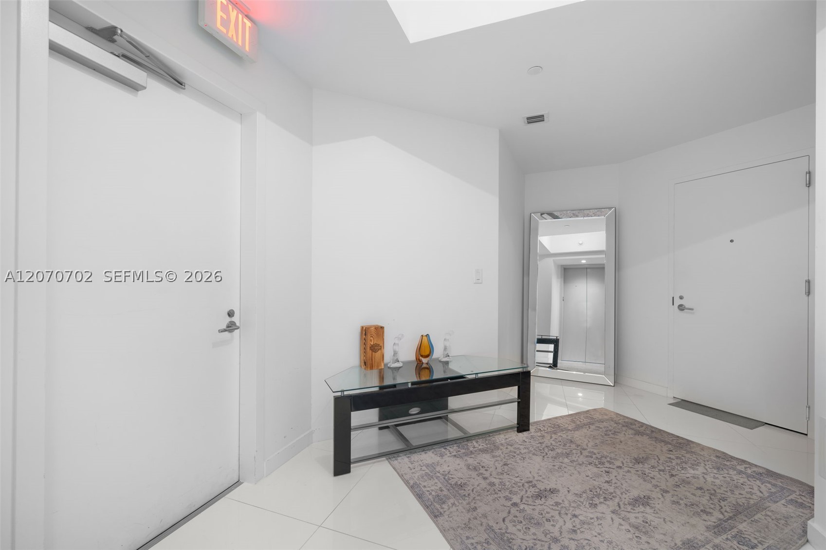 851 NE 1st Ave #1610, Miami FL 33132