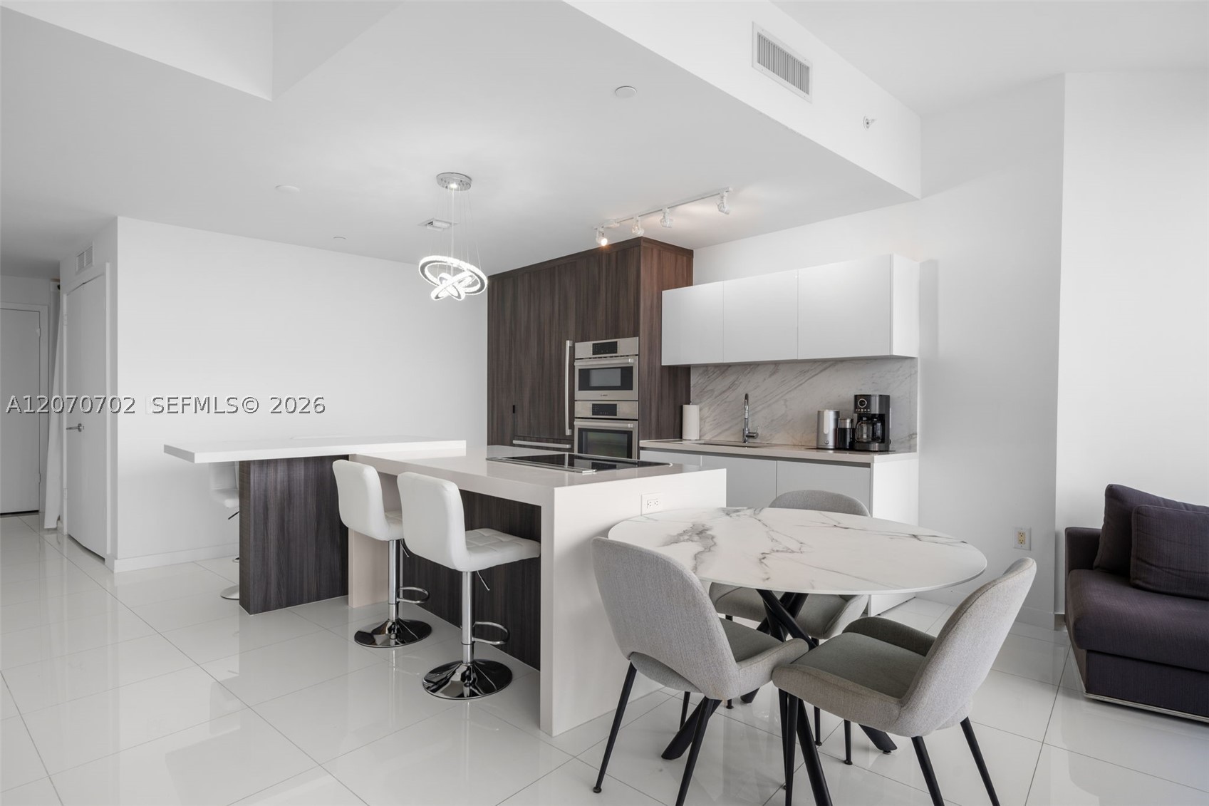851 NE 1st Ave #1610, Miami FL 33132