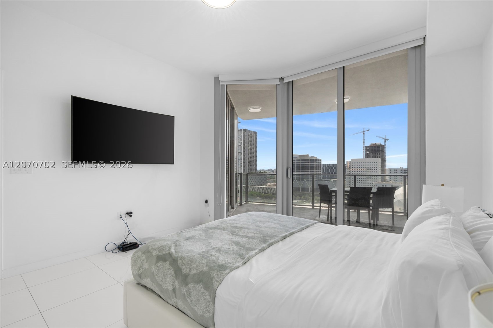 851 NE 1st Ave #1610, Miami FL 33132