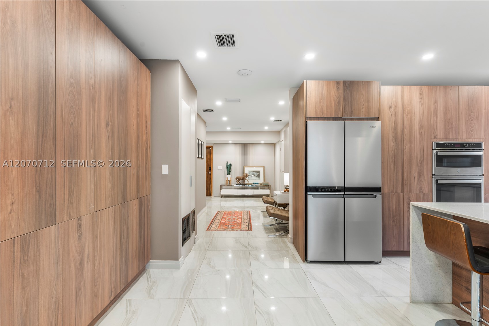 221 NE 44th St, Miami FL 33137