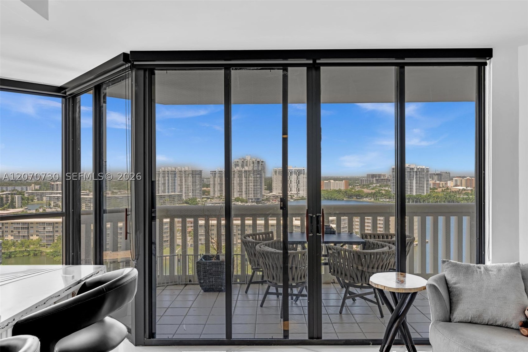 1000 W Island Blvd #1710, Aventura FL 33160