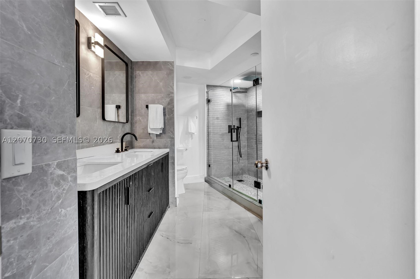 1000 W Island Blvd #1710, Aventura FL 33160