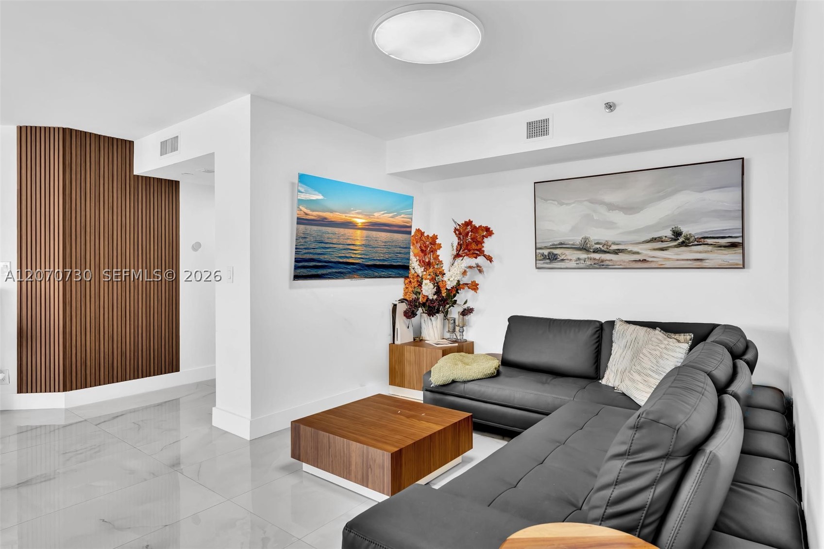 1000 W Island Blvd #1710, Aventura FL 33160
