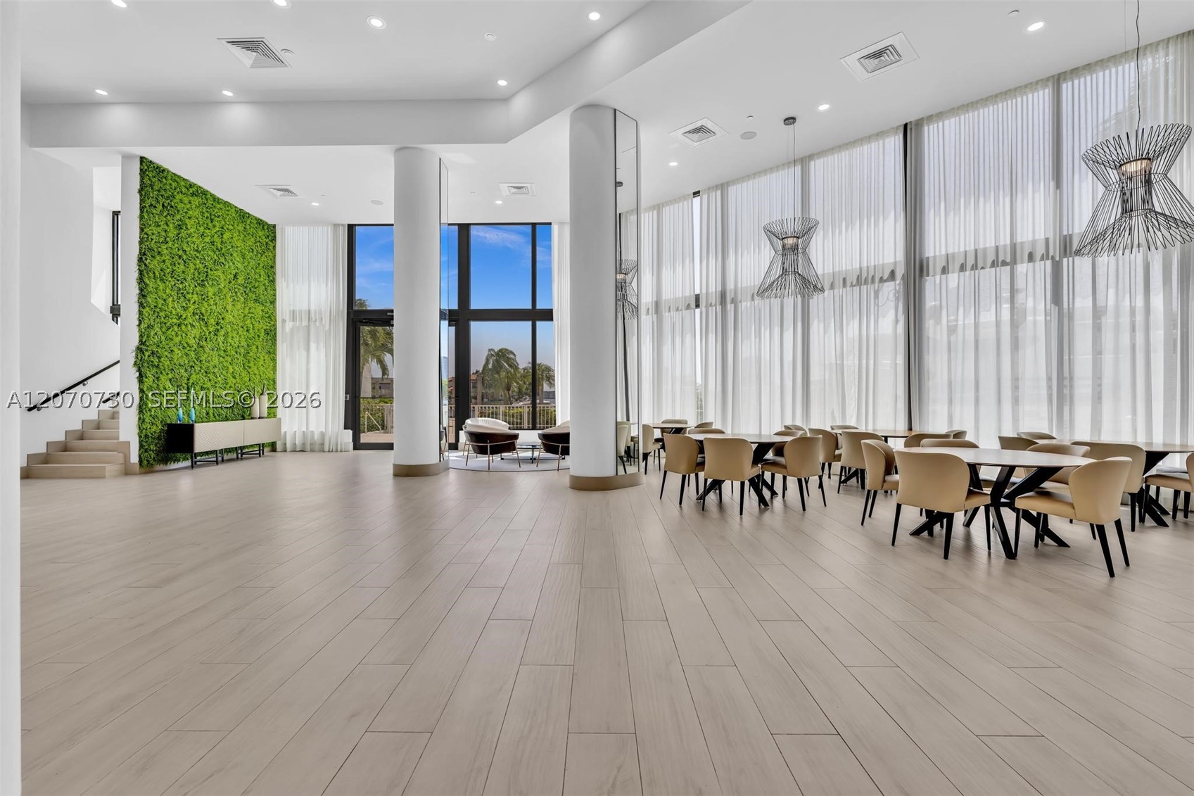 1000 W Island Blvd #1710, Aventura FL 33160
