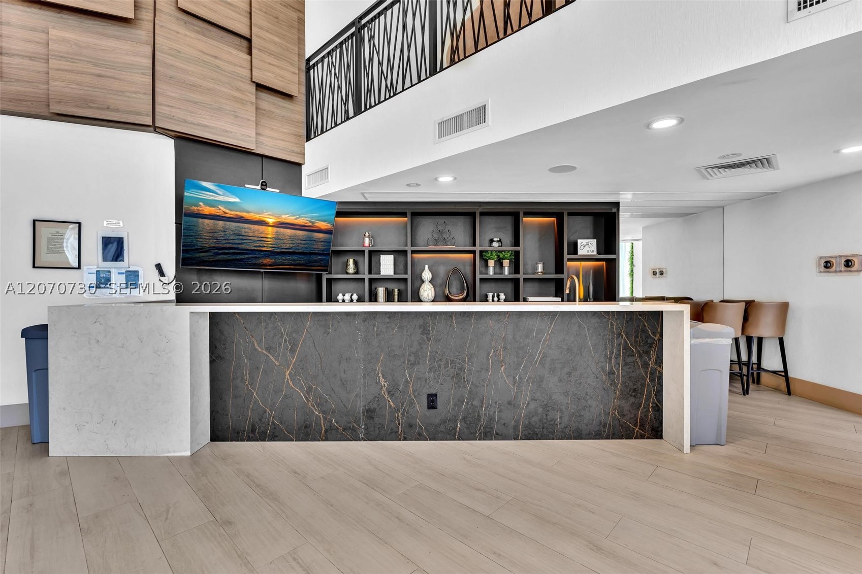 1000 W Island Blvd #1710, Aventura FL 33160