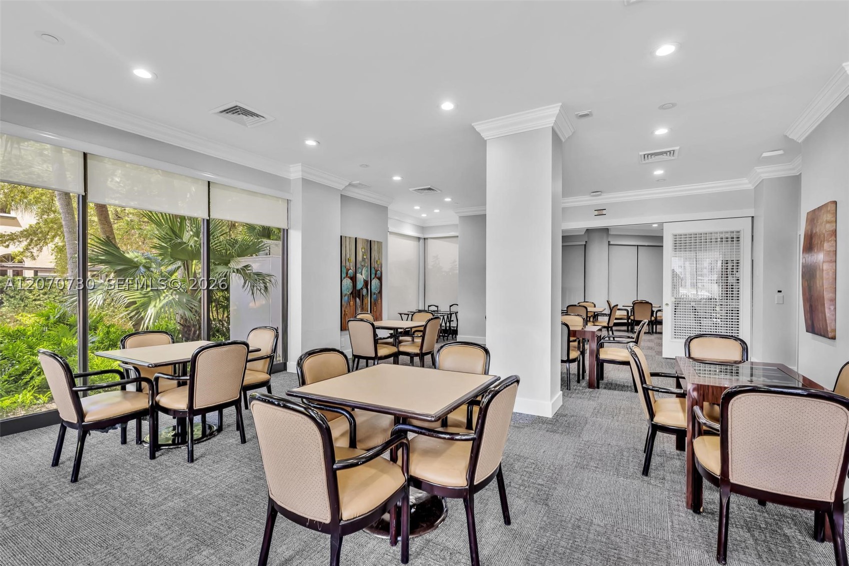 1000 W Island Blvd #1710, Aventura FL 33160