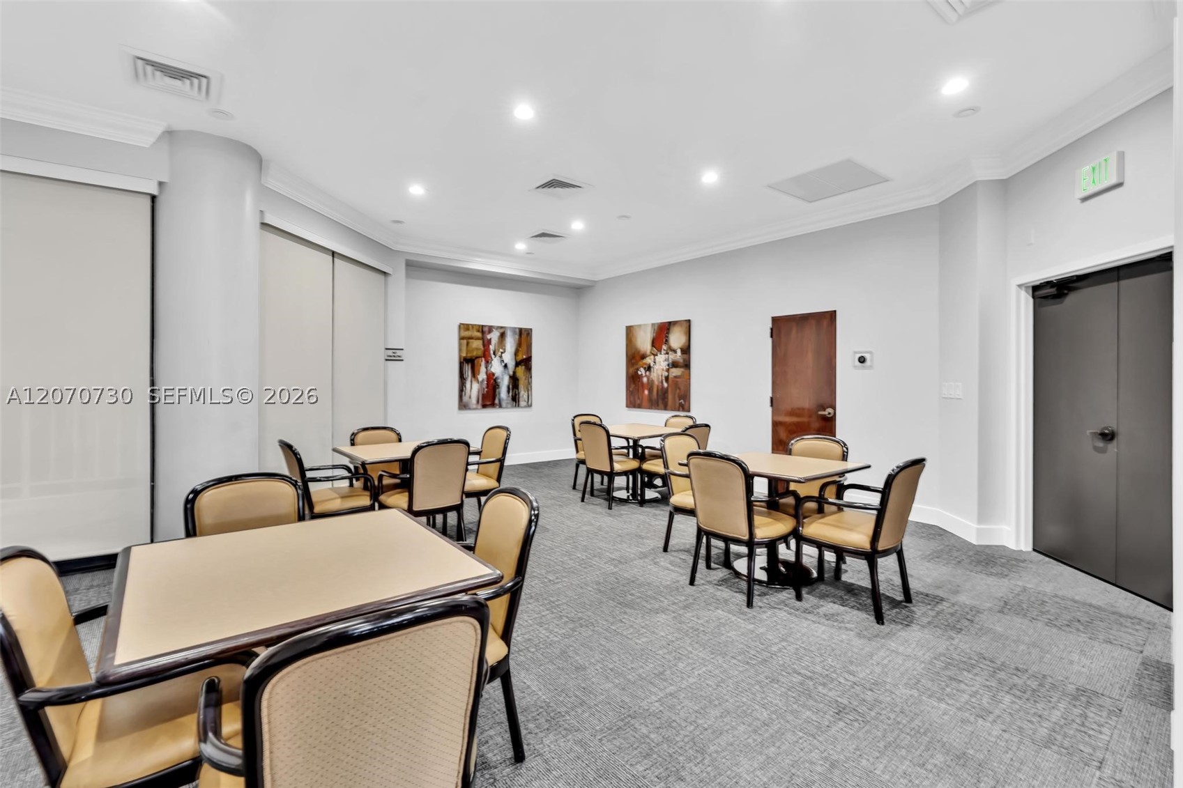 1000 W Island Blvd #1710, Aventura FL 33160