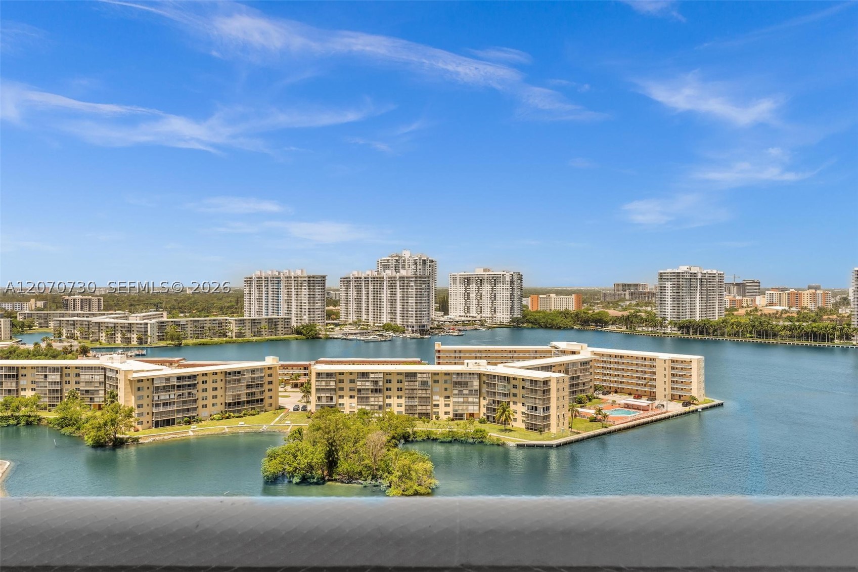 1000 W Island Blvd #1710, Aventura FL 33160