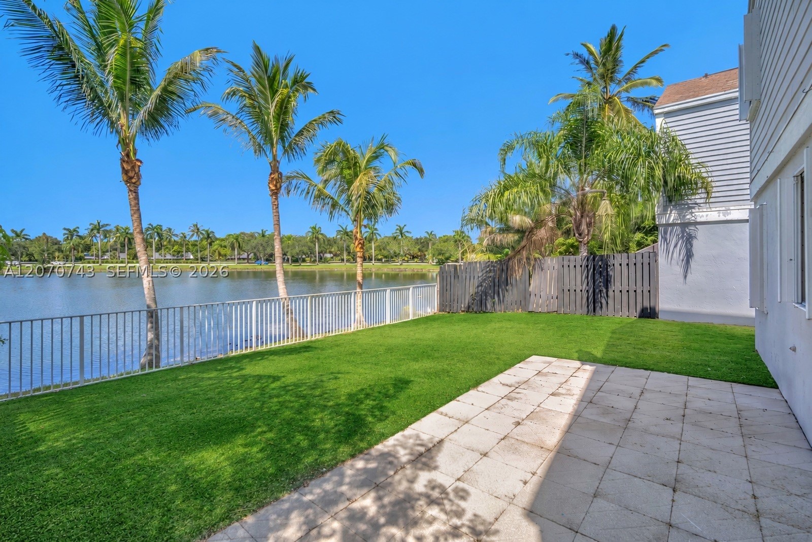 223 SW 159th Way, Sunrise FL 33326