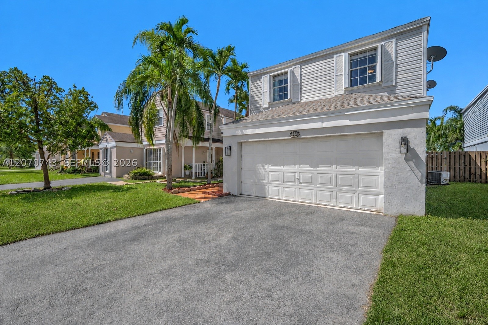 223 SW 159th Way, Sunrise FL 33326