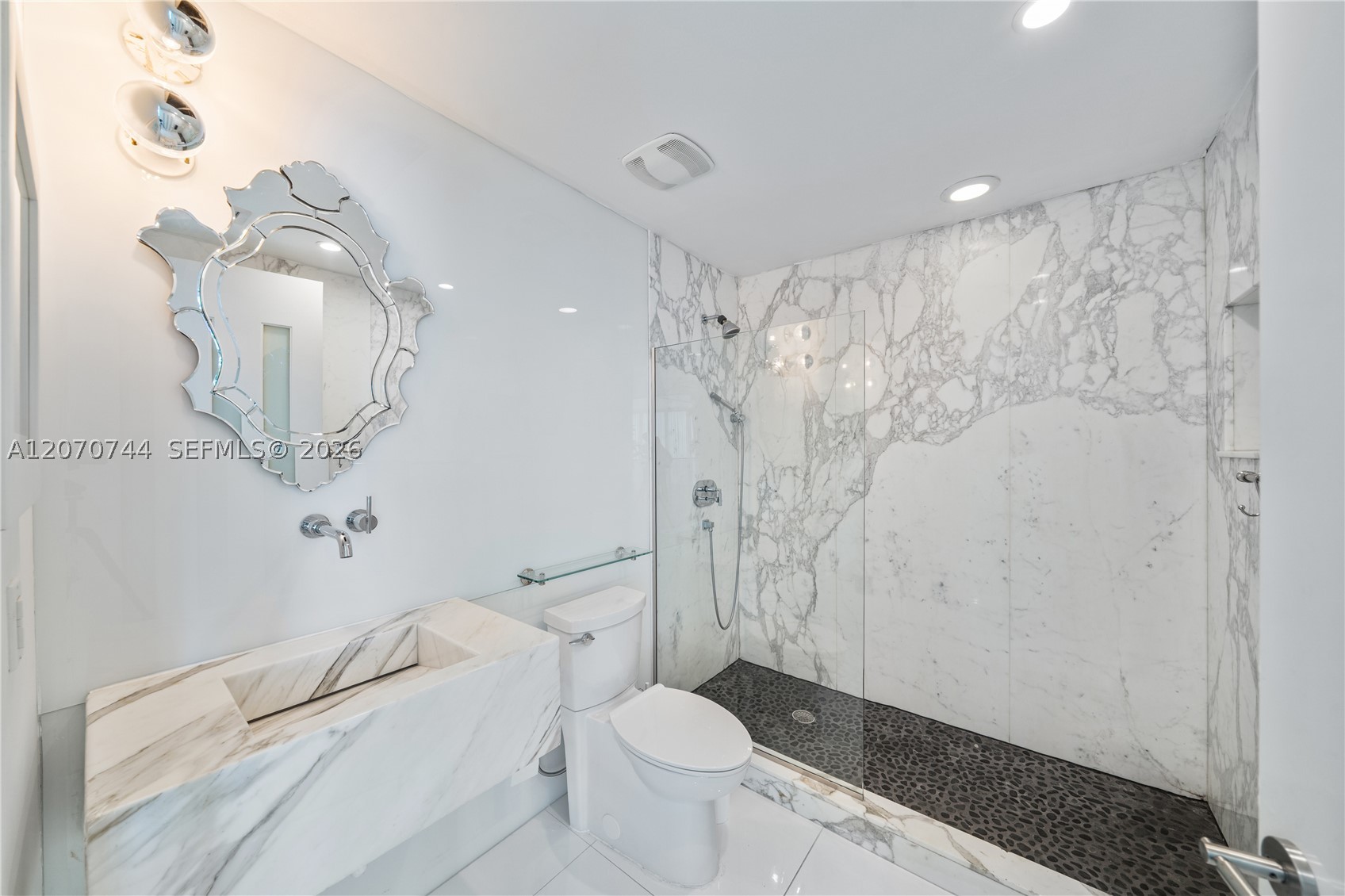 1040 Biscayne Blvd #4602, Miami FL 33132