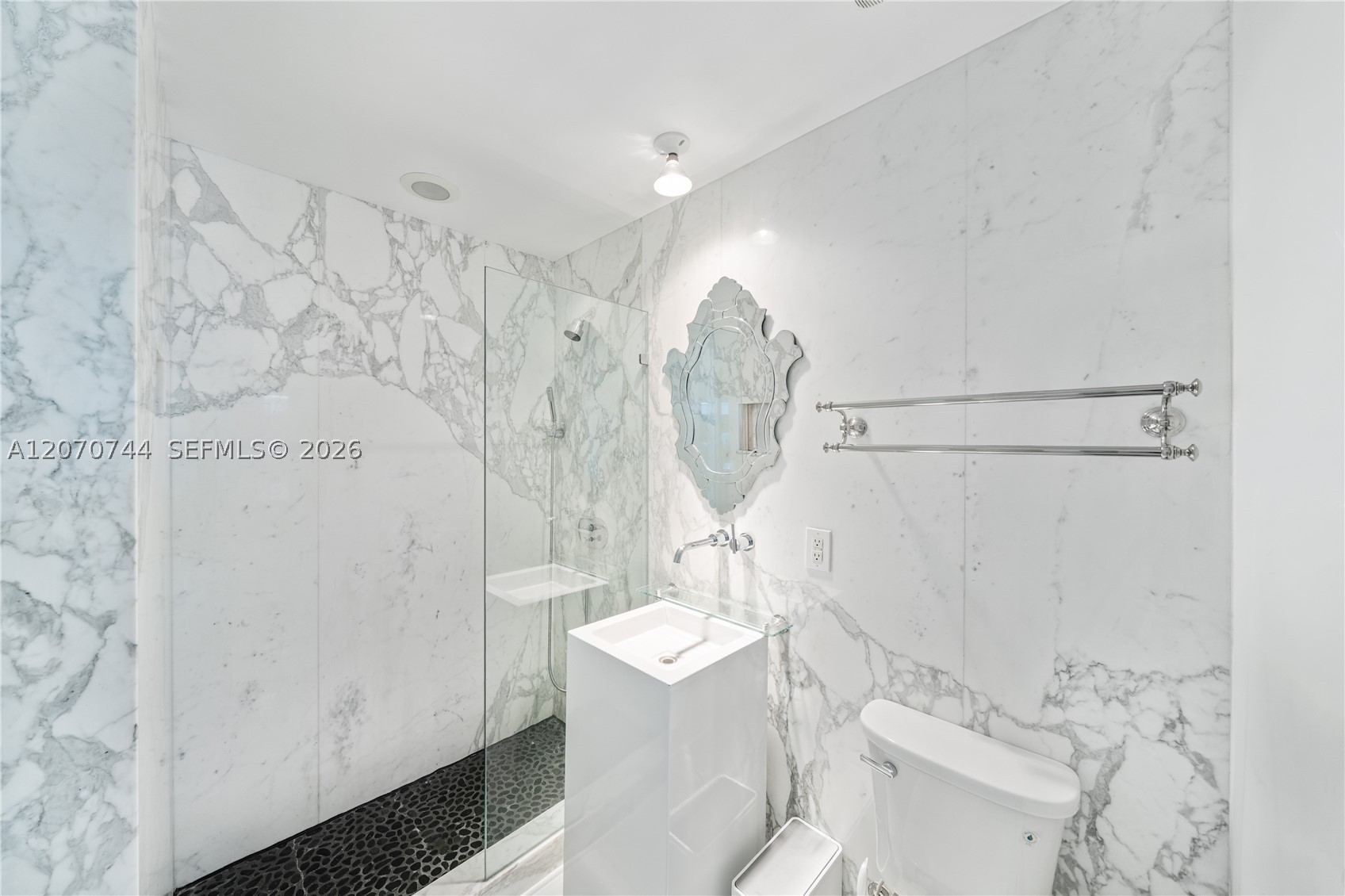 1040 Biscayne Blvd #4602, Miami FL 33132