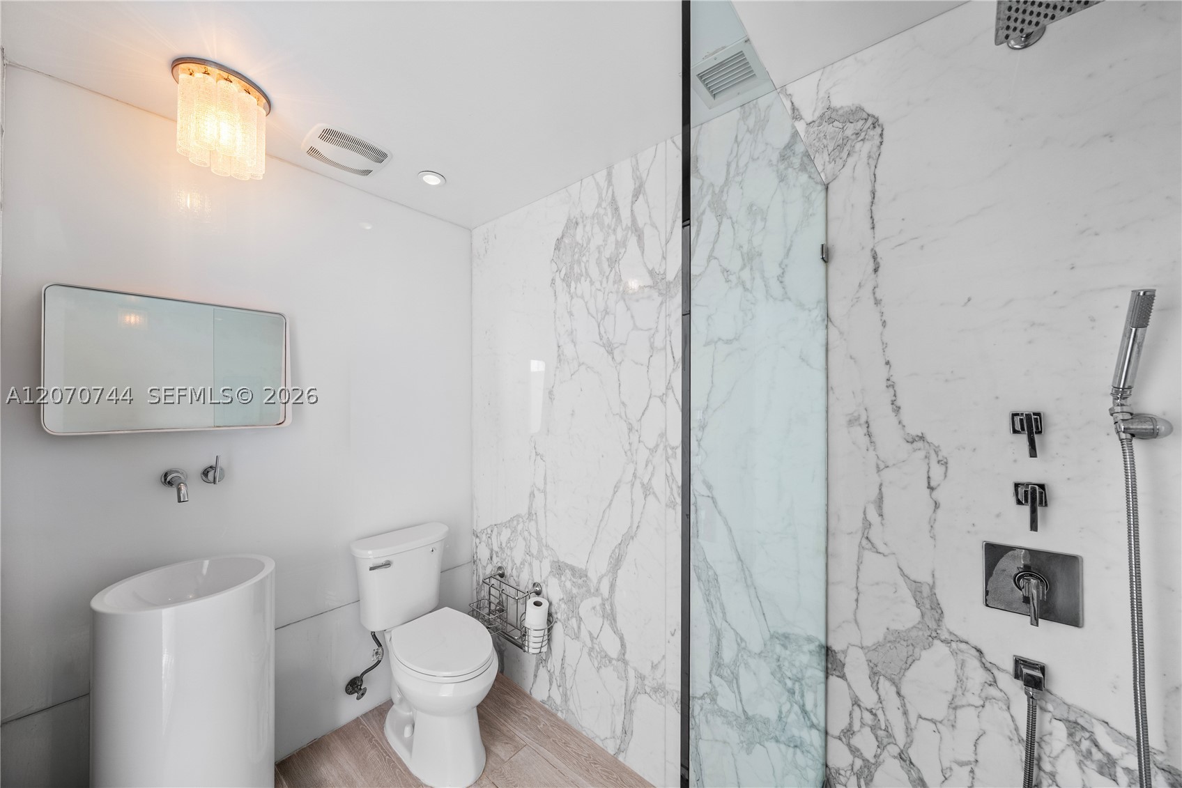 1040 Biscayne Blvd #4602, Miami FL 33132