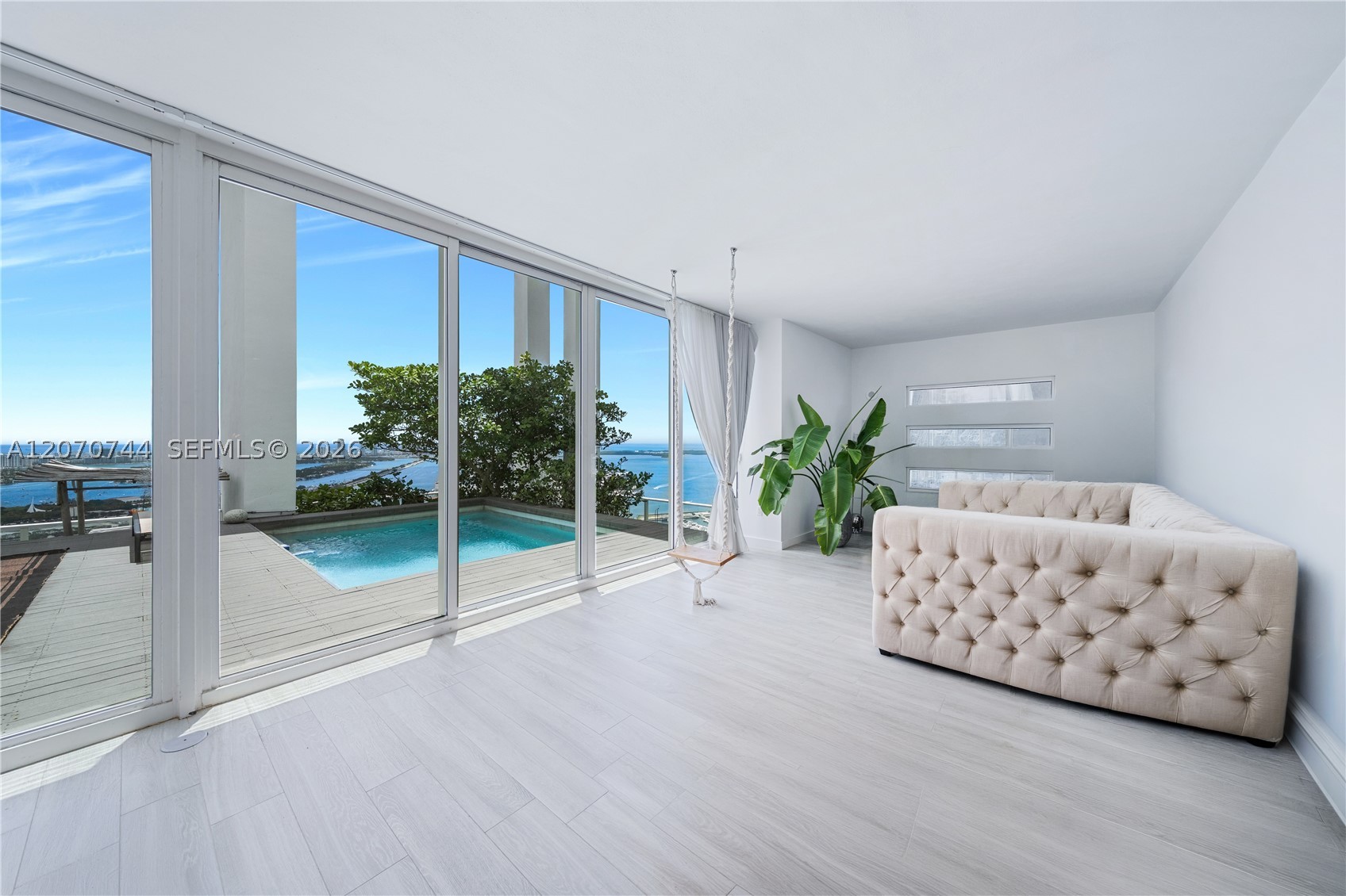 1040 Biscayne Blvd #4602, Miami FL 33132