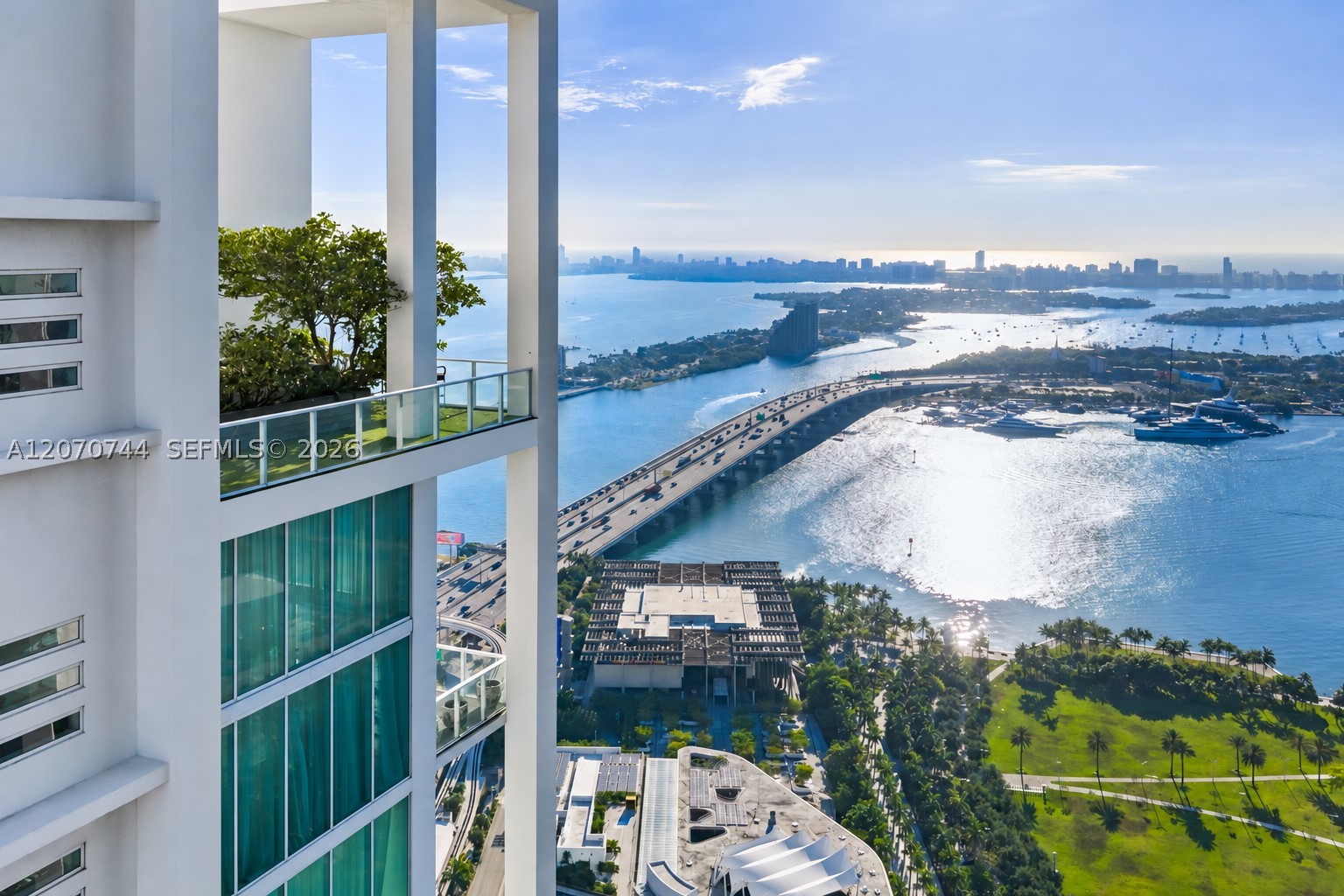 1040 Biscayne Blvd #4602, Miami FL 33132