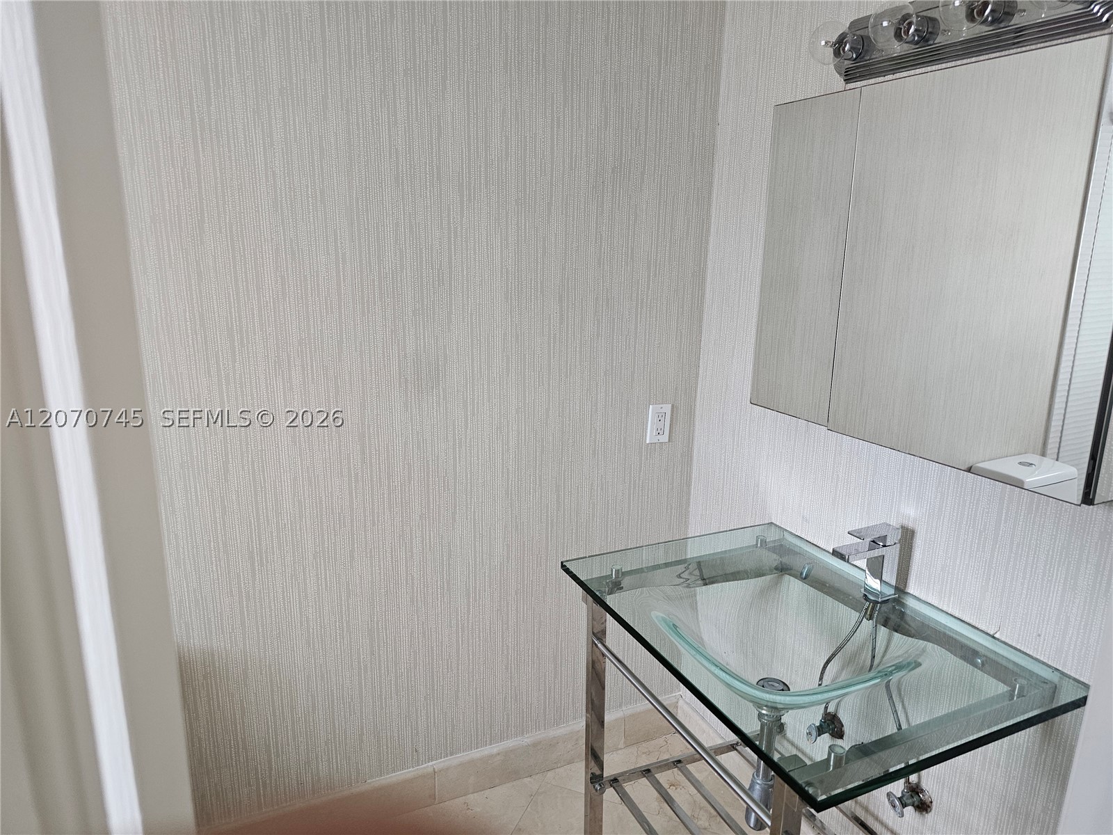 4501 NW 93rd Doral Ct, Doral FL 33178