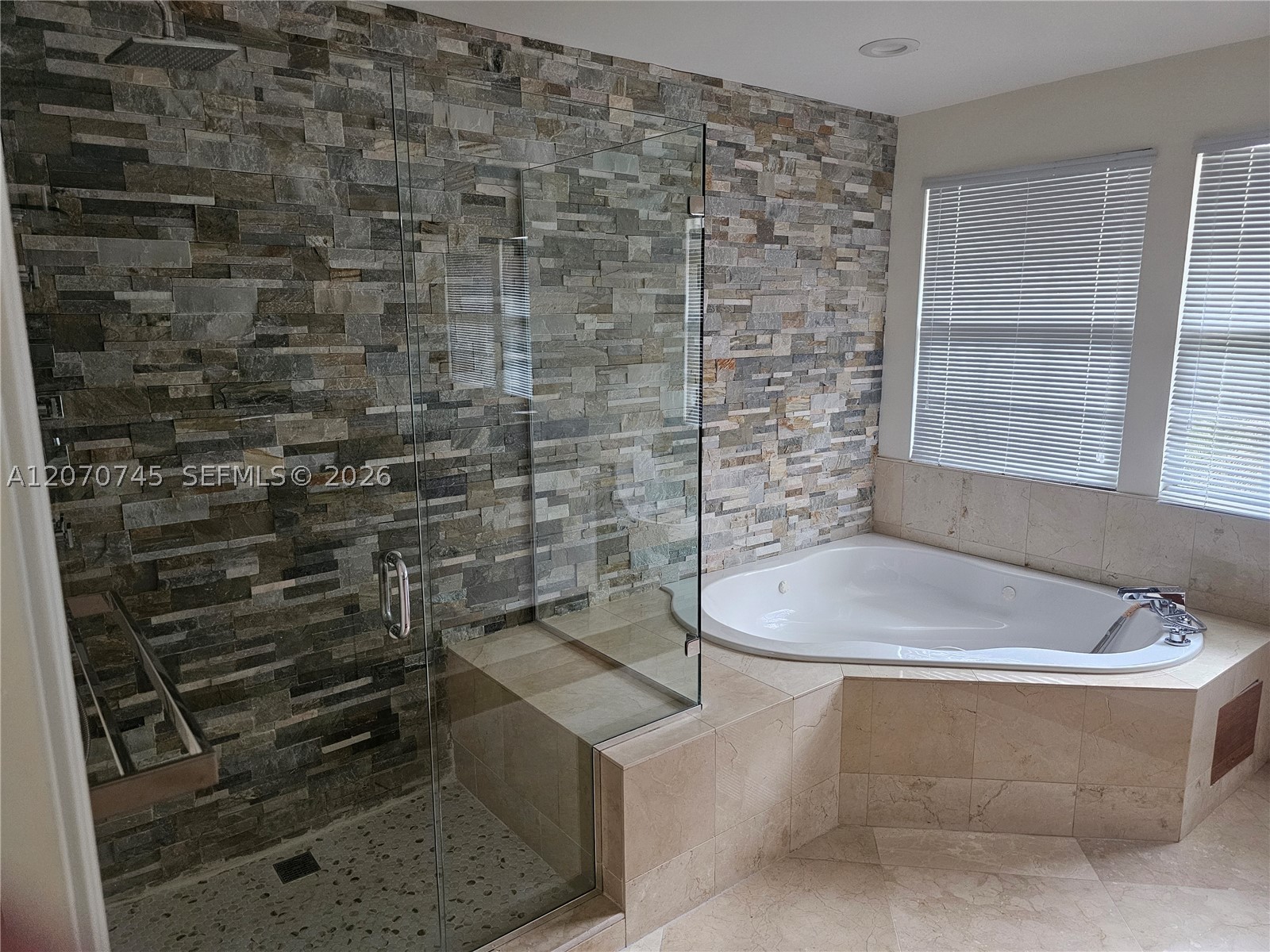 4501 NW 93rd Doral Ct, Doral FL 33178