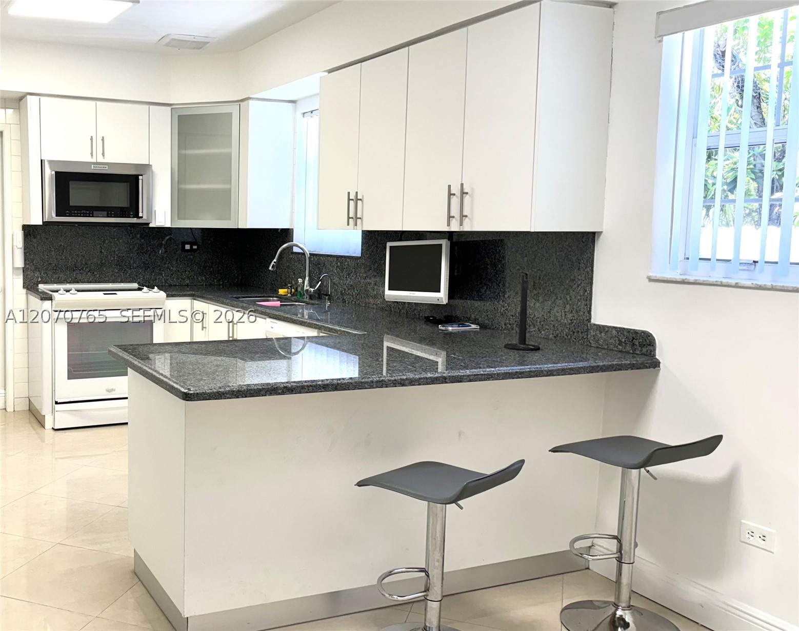 1611 71st St, Miami Beach FL 33141