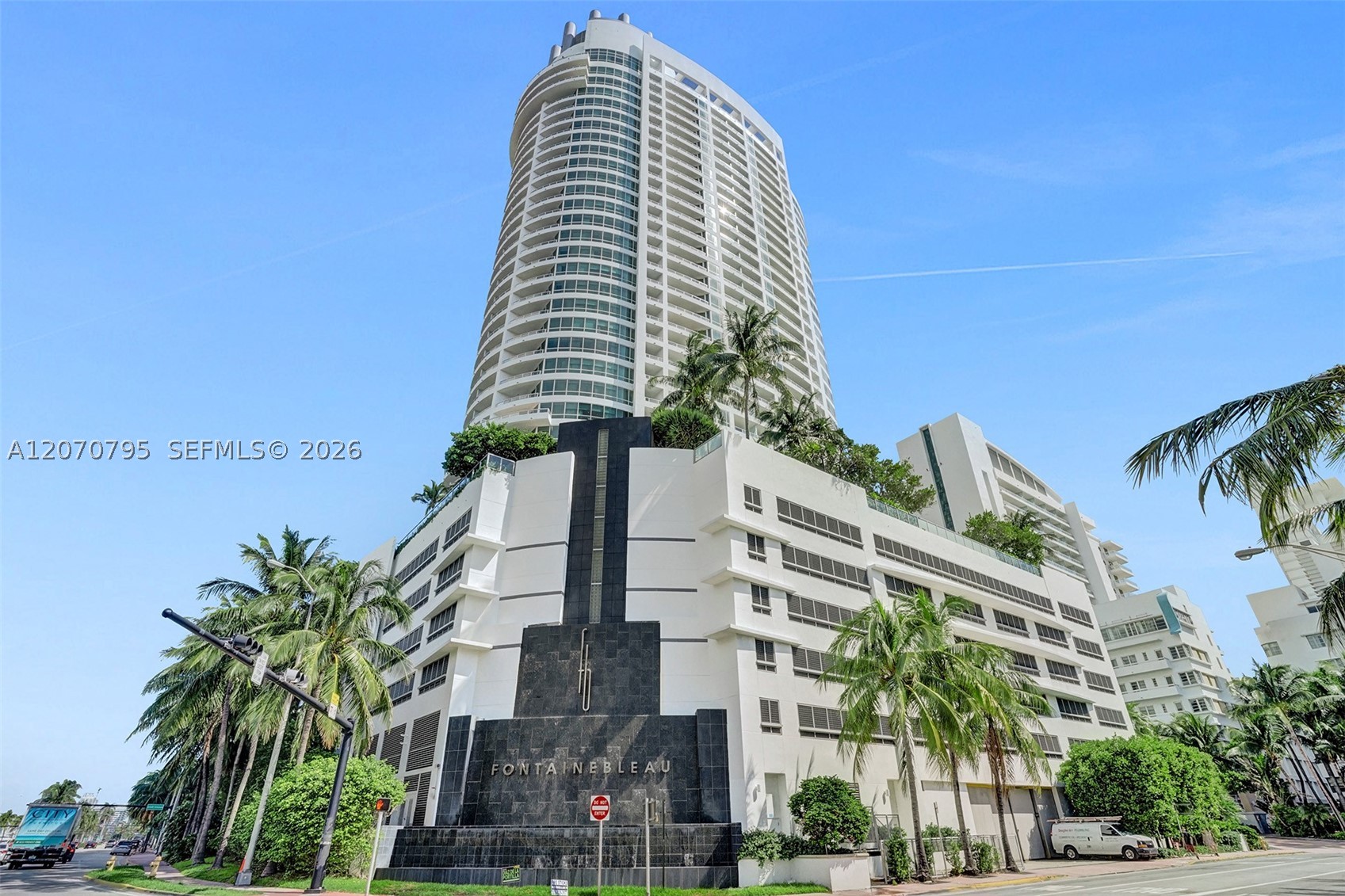 4401 Collins Ave #1915/1917, Miami Beach FL 33140