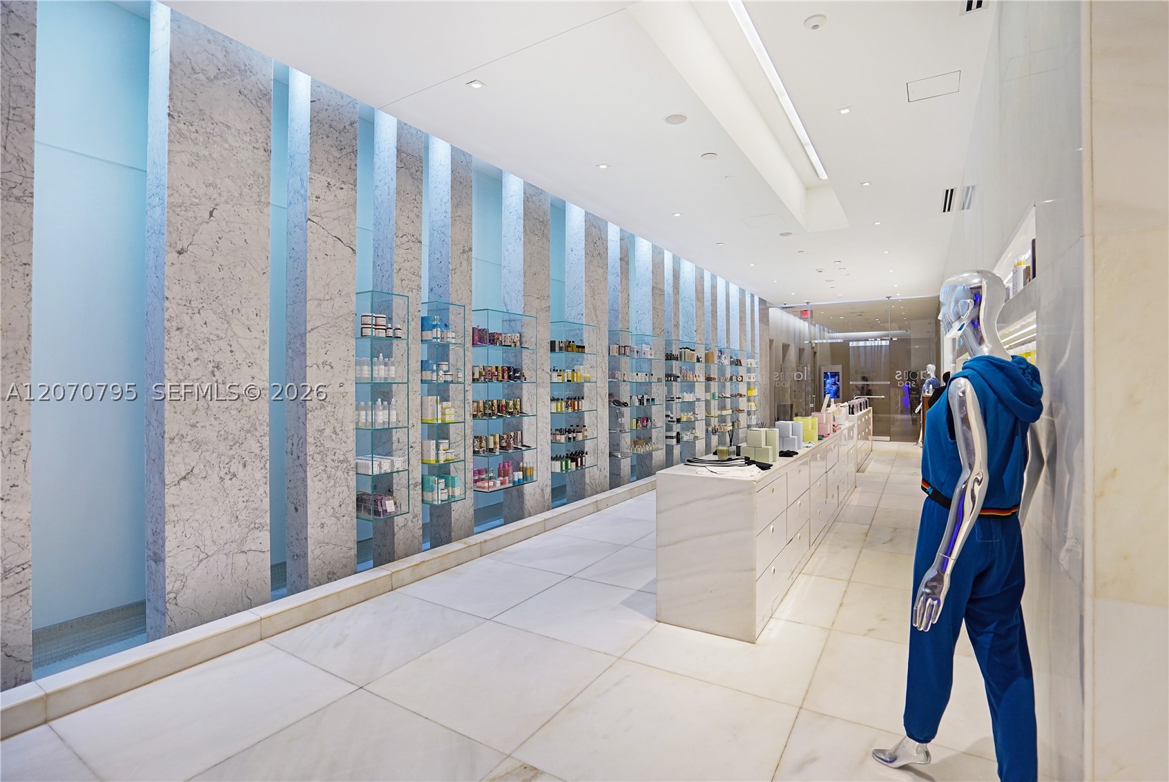 4401 Collins Ave #1915/1917, Miami Beach FL 33140