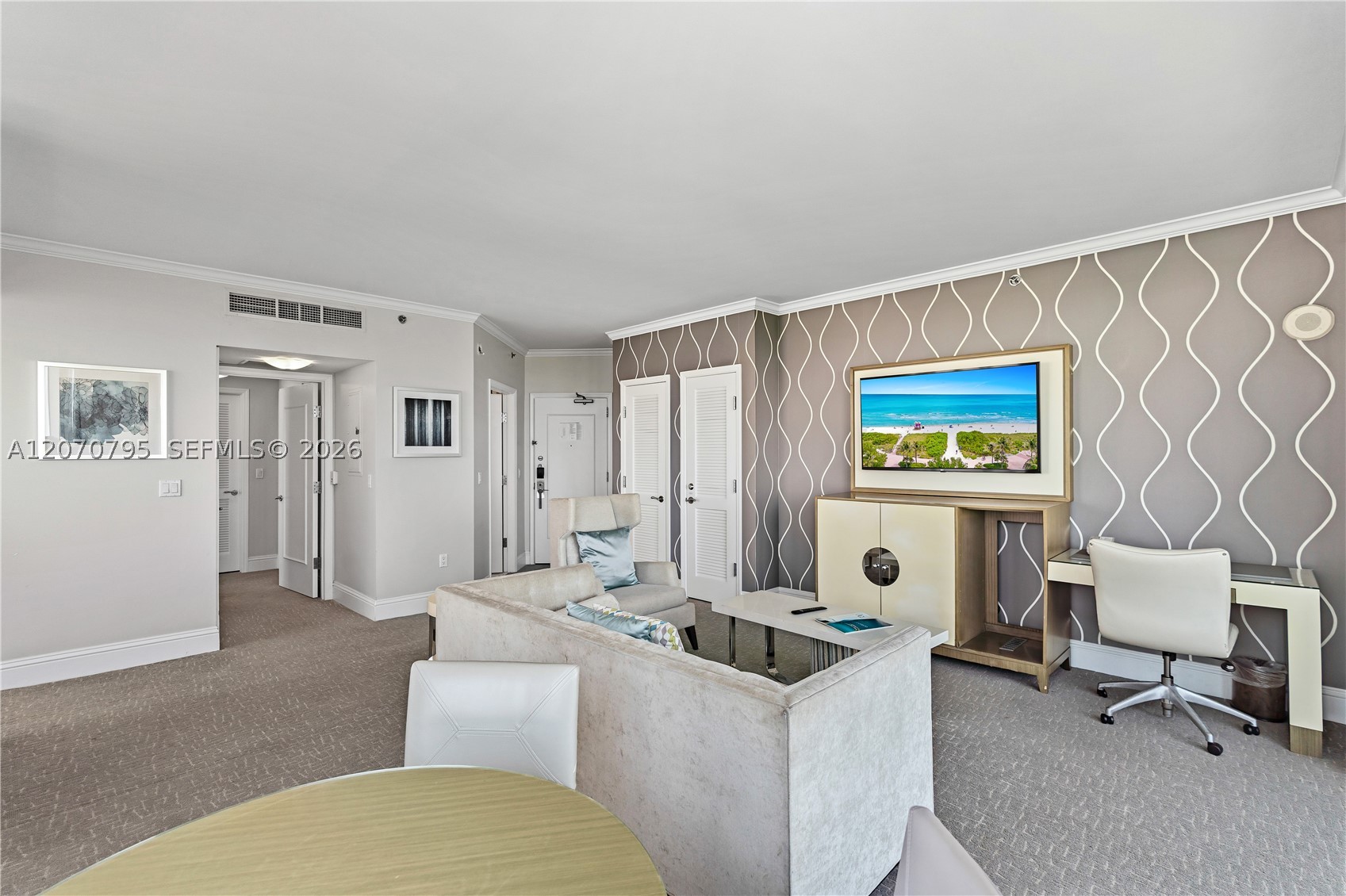 4401 Collins Ave #1915/1917, Miami Beach FL 33140