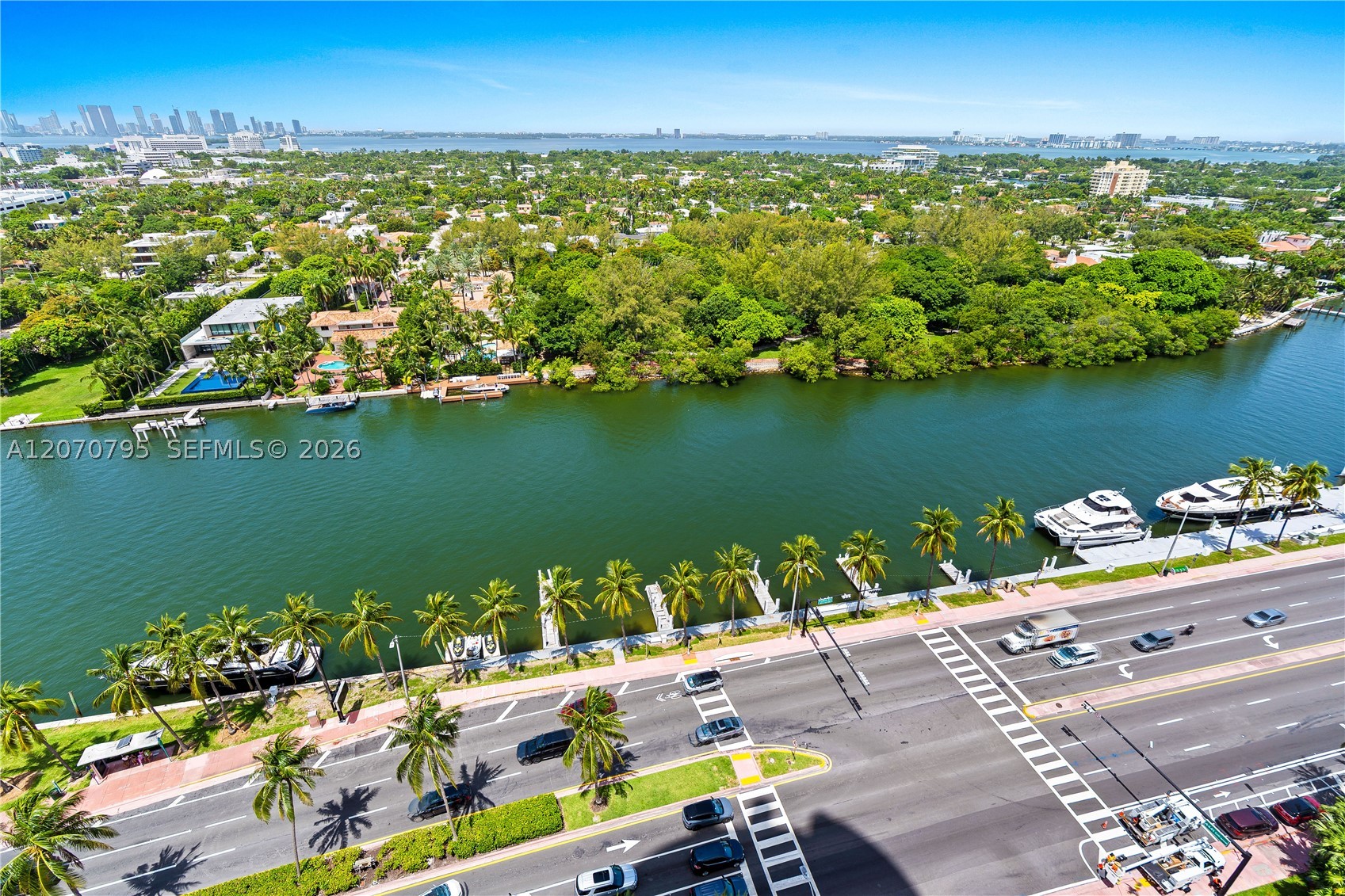 4401 Collins Ave #1915/1917, Miami Beach FL 33140