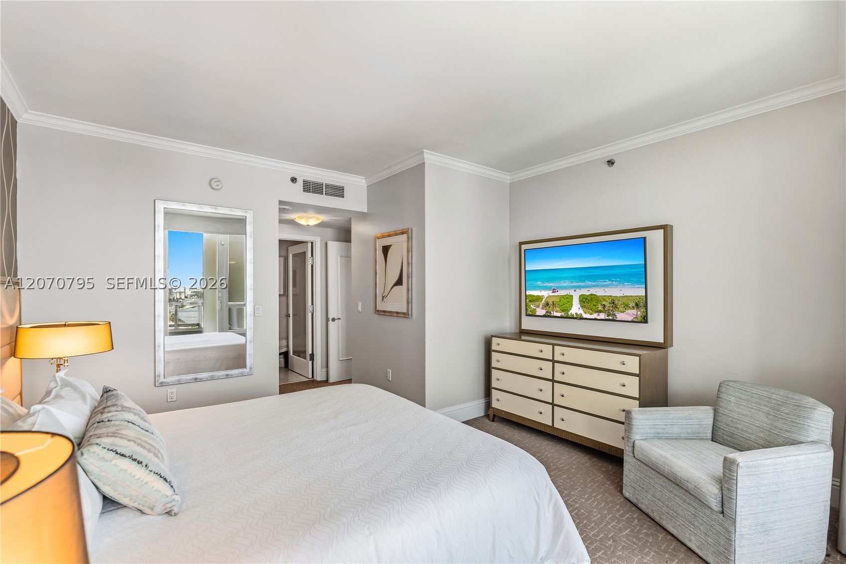 4401 Collins Ave #1915/1917, Miami Beach FL 33140