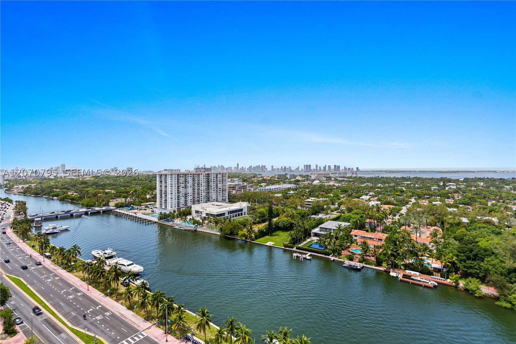 4401 Collins Ave #1915/1917, Miami Beach FL 33140