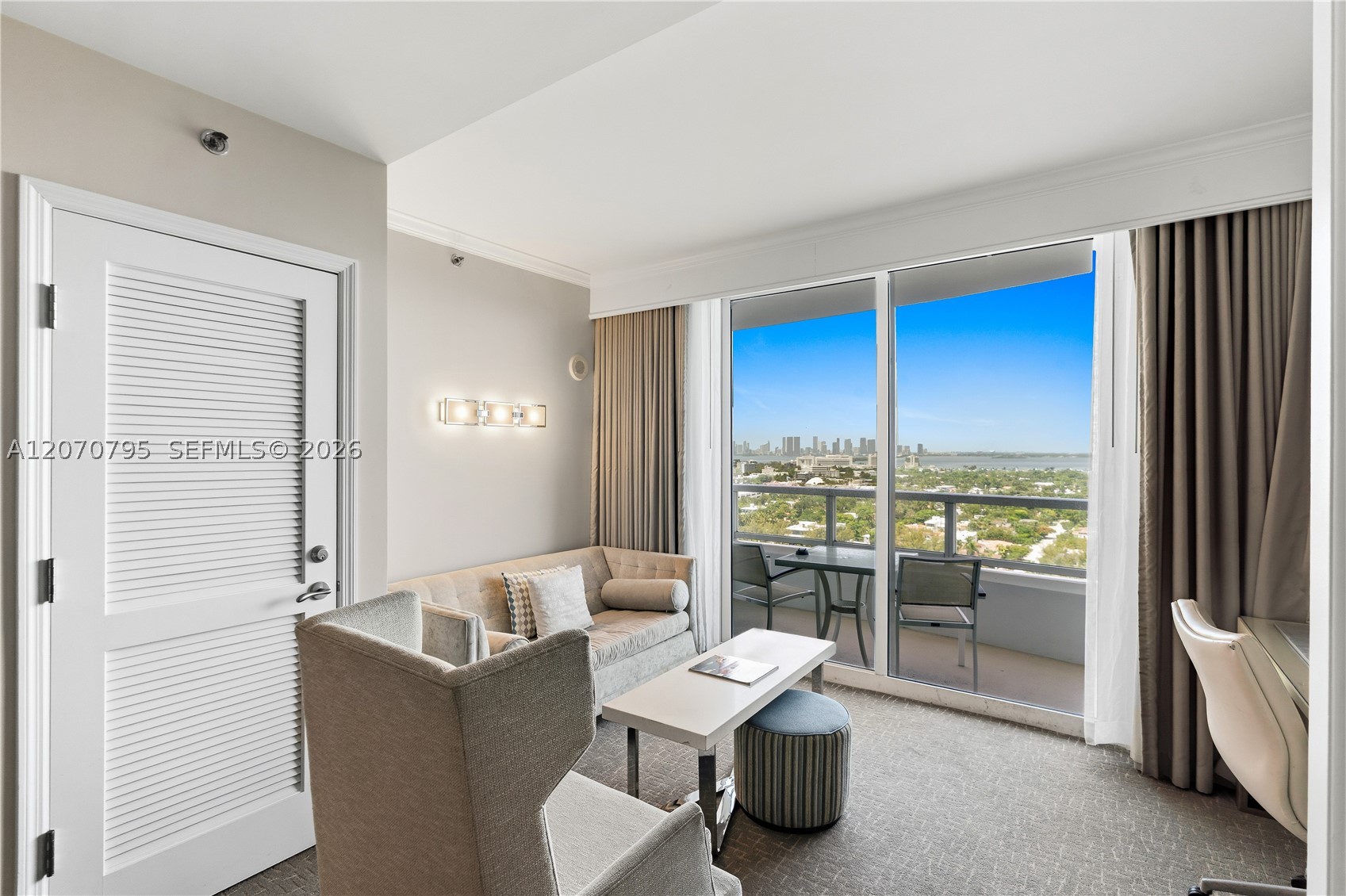 4401 Collins Ave #1915/1917, Miami Beach FL 33140