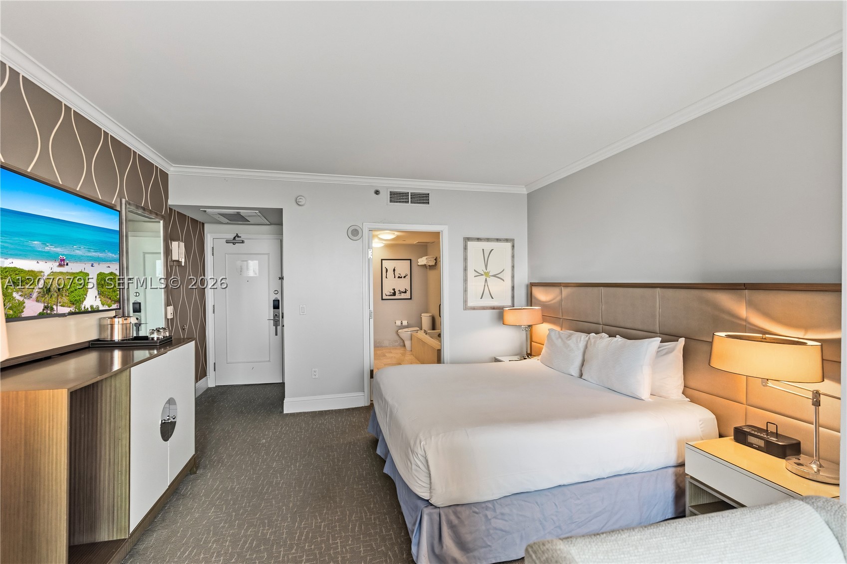 4401 Collins Ave #1915/1917, Miami Beach FL 33140