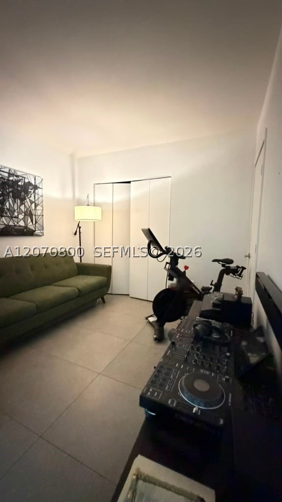 1100 S Miami Ave #2003, Miami FL 33130