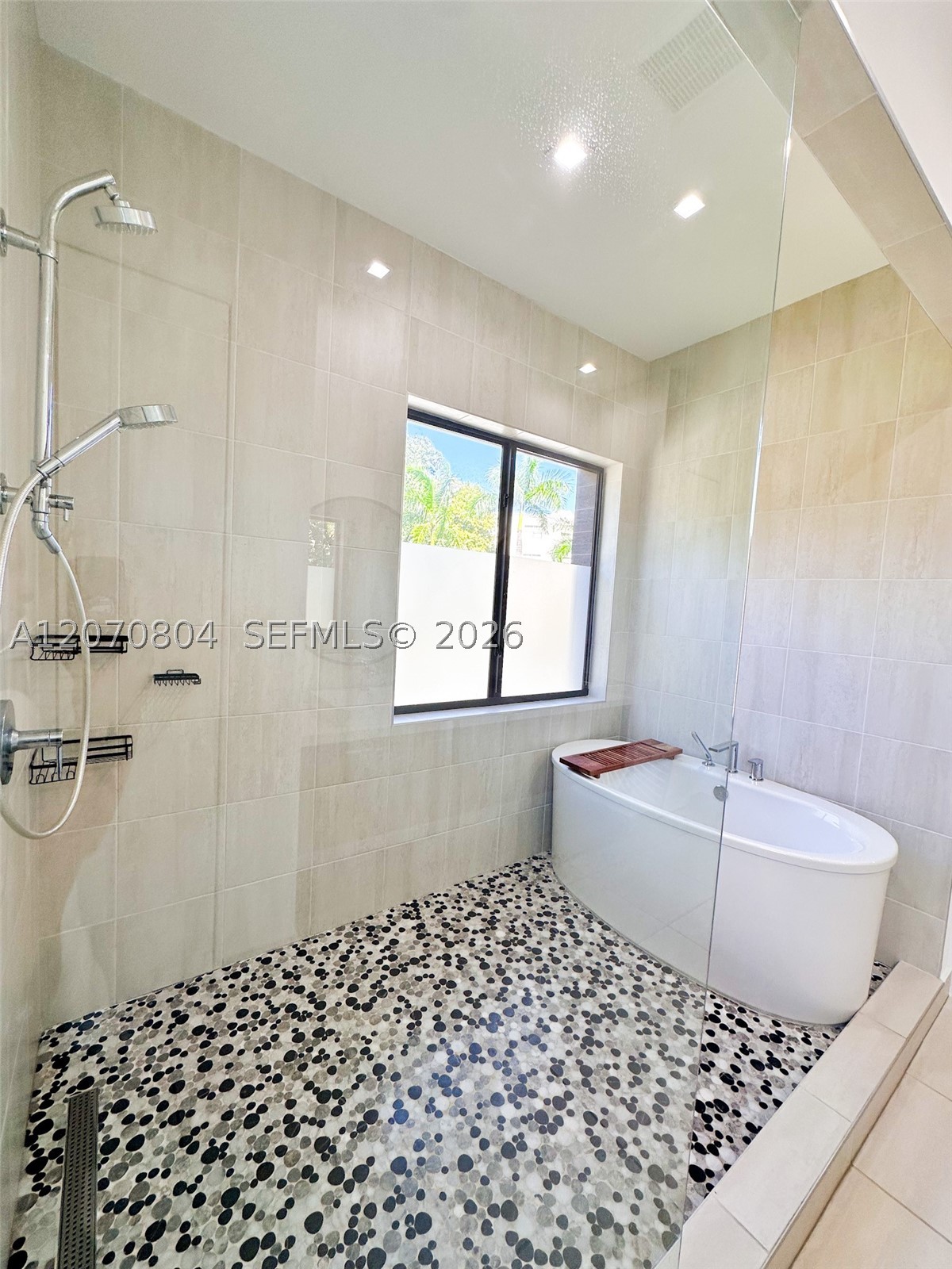 8286 NW 51st Ter, Doral FL 33166