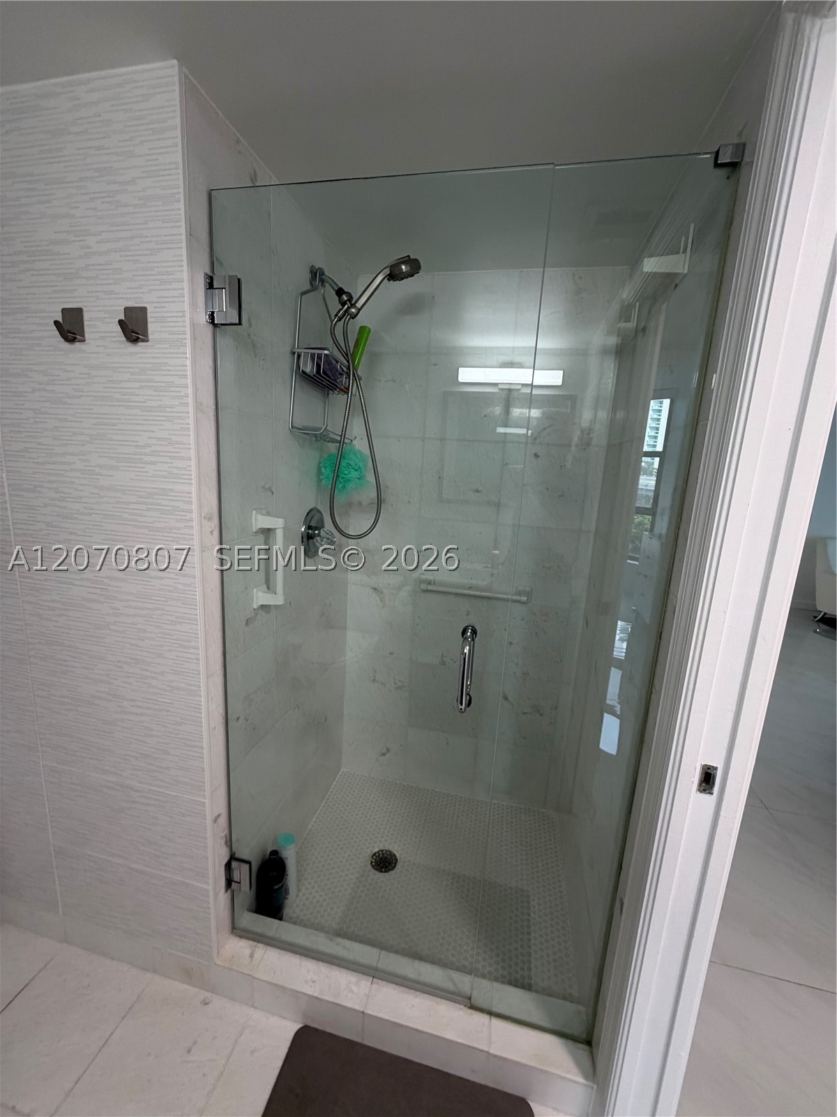 3500 Mystic Pointe Dr #405, Aventura FL 33180