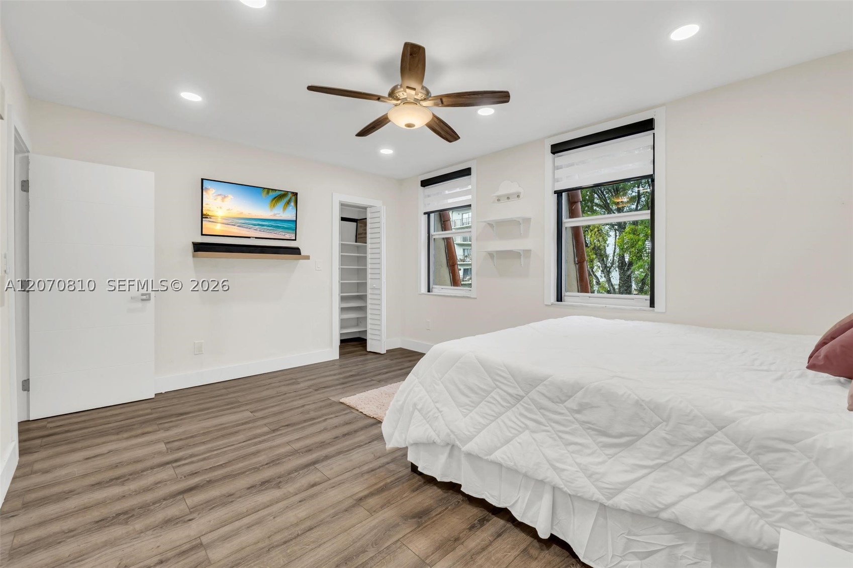3690 NE 167th St #34, North Miami Beach FL 33160